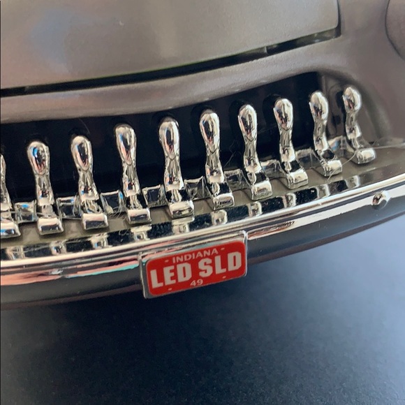 Die Cast Ford Custom Collectable Edsel Ford sig - Picture 13 of 16